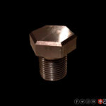 Tapones de acero con rosca especial para múltiple de admisión / Special threaded steel plugs